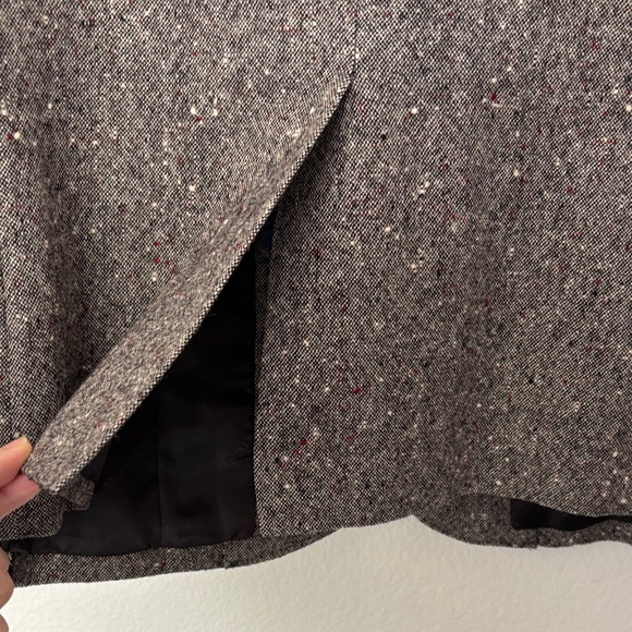 Hand Tailored from Pendleton Tweed Blazer with Two-Button Design 3/4 Sleeves - Picture 6 of 14